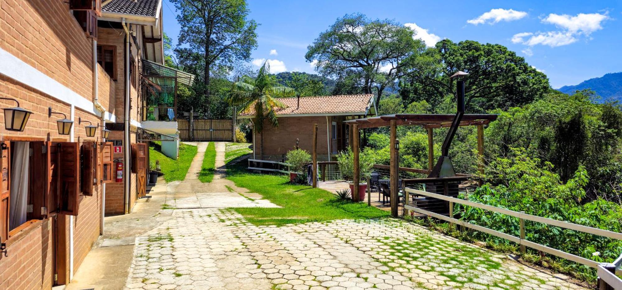 Cores E Flores Da Serra Pousada By Concavus Santo Antônio do Pinhal Exterior foto